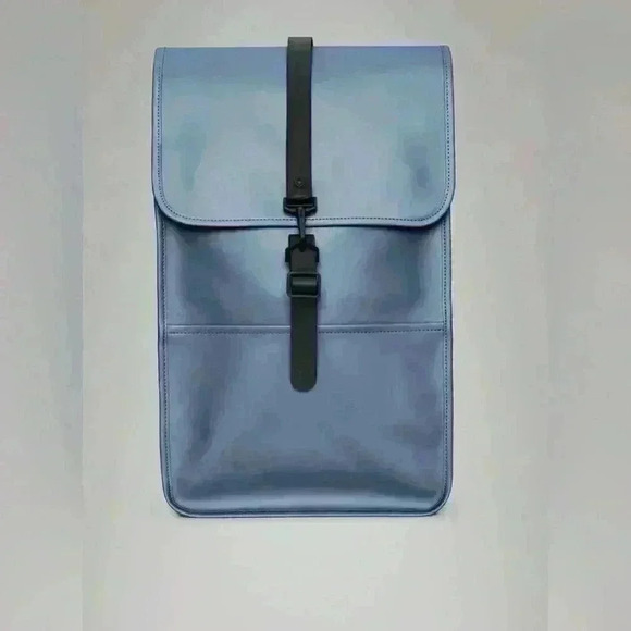 Rains Bucket Backpack Pink Waterproof Laptop Bag NWT - Picture 3 of 4